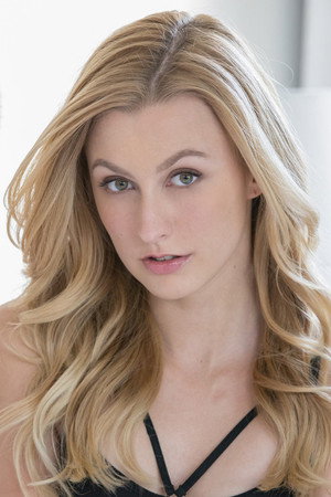 Alexa Grace portrait
