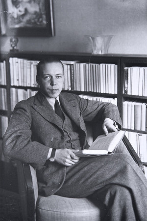 Mika Waltari portrait