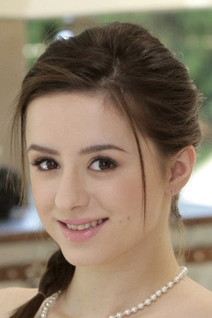 Gabriella Lati portrait