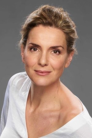 Eva Martín portrait