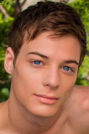 Lucas Owens portrait