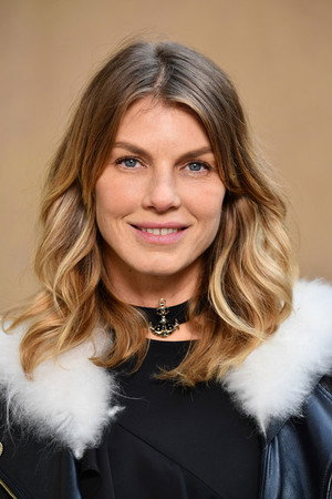 Angela Lindvall portrait