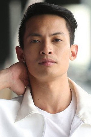 Anding Indrawani portrait