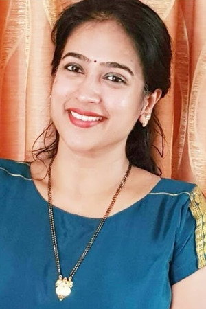 Mona Kakade portrait
