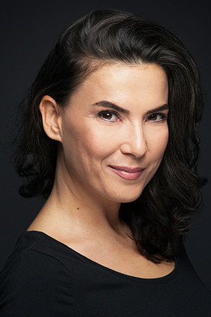 Şebnem Dönmez portrait