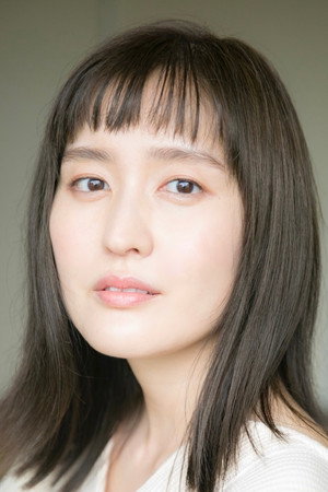 Nanase Iwai portrait