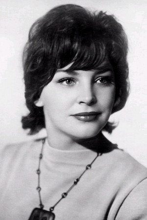 Elza Lezhdey portrait