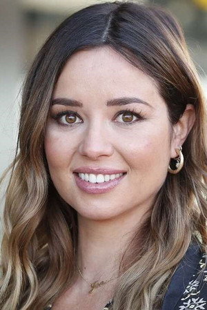 Dafne Fernández portrait