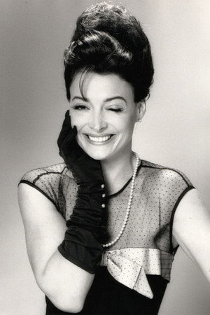 Belle Avery portrait