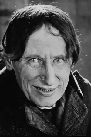 Cinq-Léon portrait