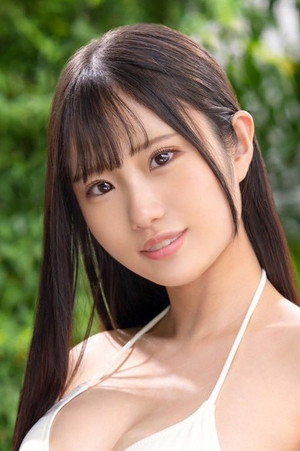 Rin Suzunoya portrait