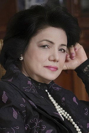 Firangiz Alizadeh portrait
