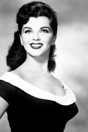 Lisa Gaye portrait