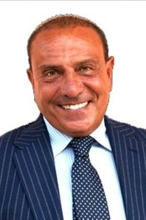 Oscar Di Maio portrait