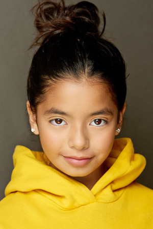 Alyzia Ines Fabregui portrait