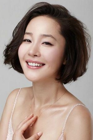 Uhm Ji-won portrait