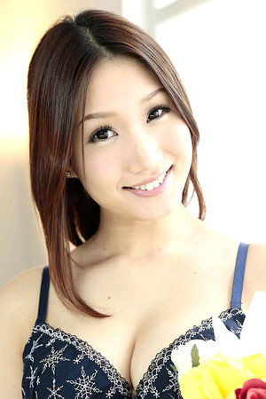 Mikuni Maisaki portrait