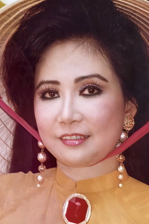 Thanh Kim Huệ portrait