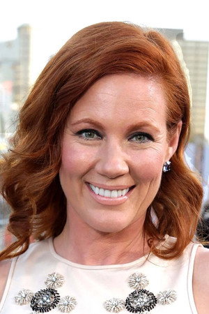 Elisa Donovan portrait