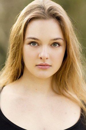 Chloé Booyens portrait