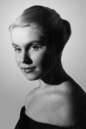 Nadine Basile portrait