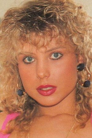 Claudia Wonder portrait
