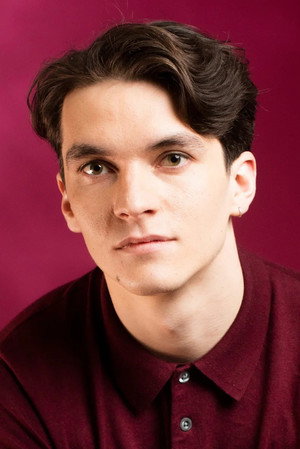 Fionn Whitehead portrait