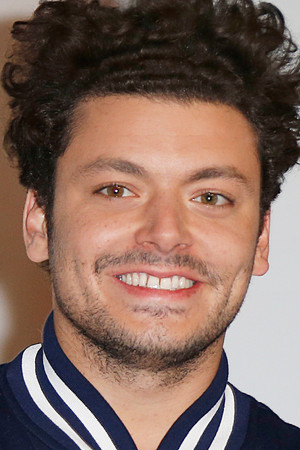 Kev Adams portrait