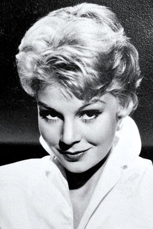 Evy Norlund portrait
