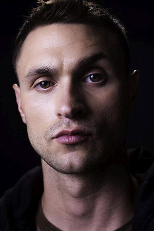 Derek Thompson portrait
