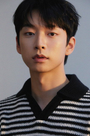 Kim Dong-won portrait