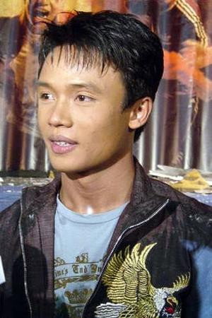 Dan Chupong portrait