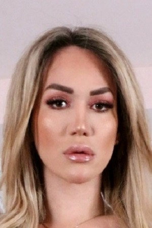 Anahi Altuzar portrait