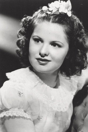 Leni Lynn portrait