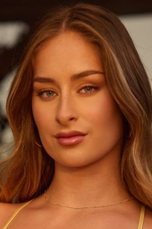 Ambar Lapiedra portrait