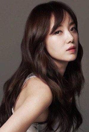 Kim Min-kyung portrait