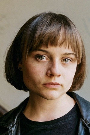 Lena Urzendowsky portrait