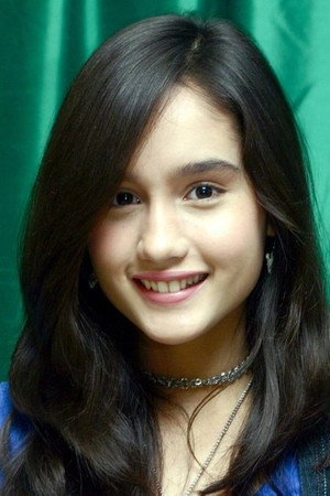 Cinta Laura Kiehl portrait