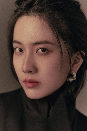 Bai Lan portrait