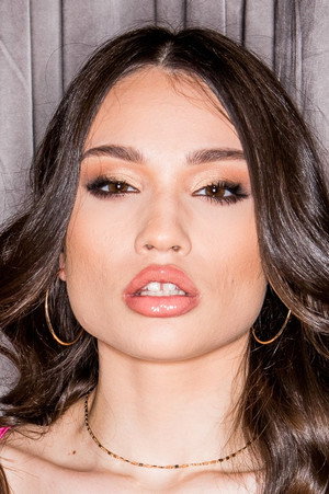 Liv Wild portrait