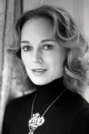Catriona MacColl portrait