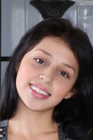Yenny Contreras portrait