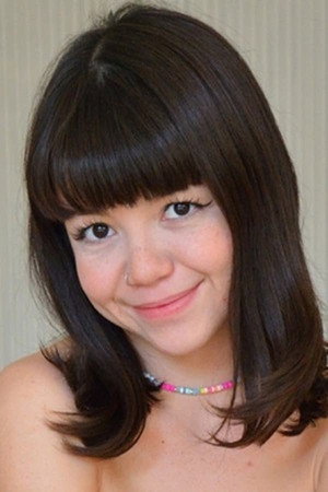Mochi Mona portrait