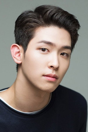 Lee Si-woo portrait
