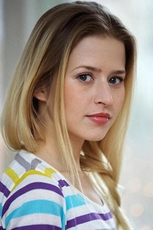 Janna Lisa Dombrowsky portrait