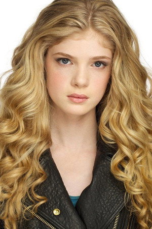 Elena Kampouris portrait