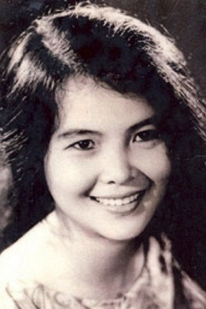 Tố Uyên portrait