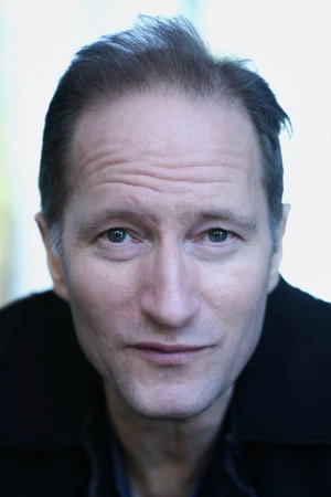 Manuel Sinor portrait