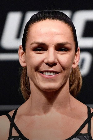 Alexis Davis portrait