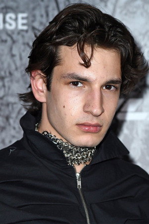 Noah Levi portrait